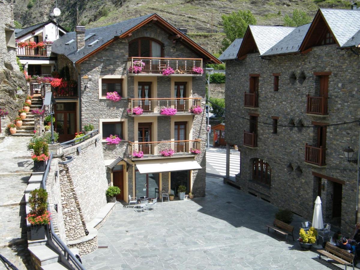 Hotel Lamoga Llavorsí Εξωτερικό φωτογραφία
