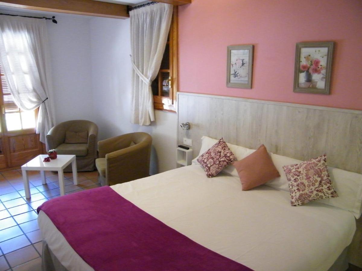 Hotel Lamoga Llavorsí Εξωτερικό φωτογραφία