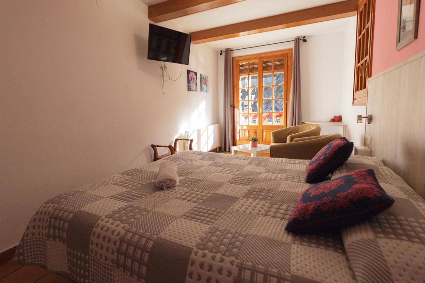 Hotel Lamoga Llavorsí Εξωτερικό φωτογραφία